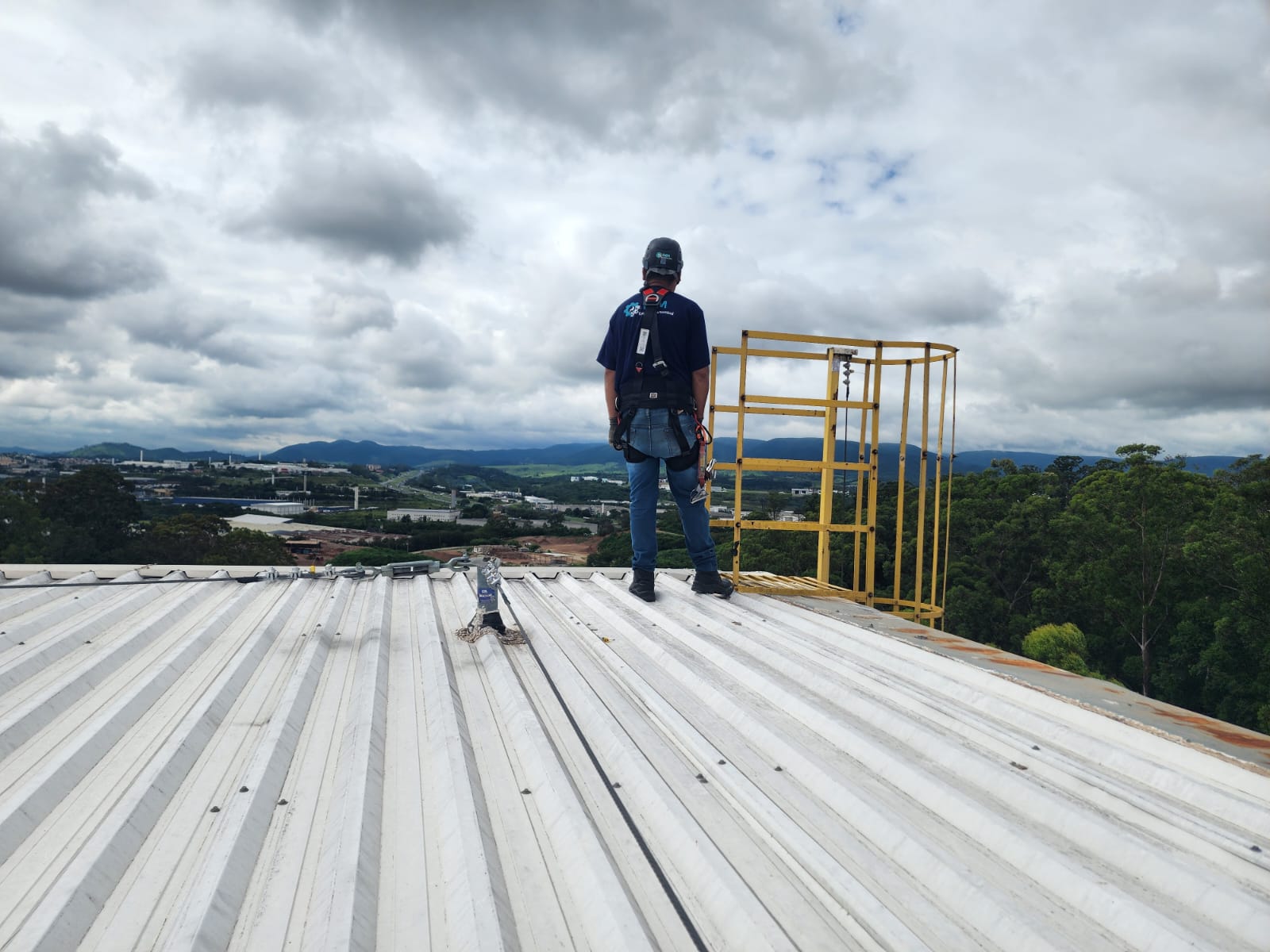 Olhar para o futuro é nossa forma de trabalhar no presente: com segurança, técnica e responsabilidade.